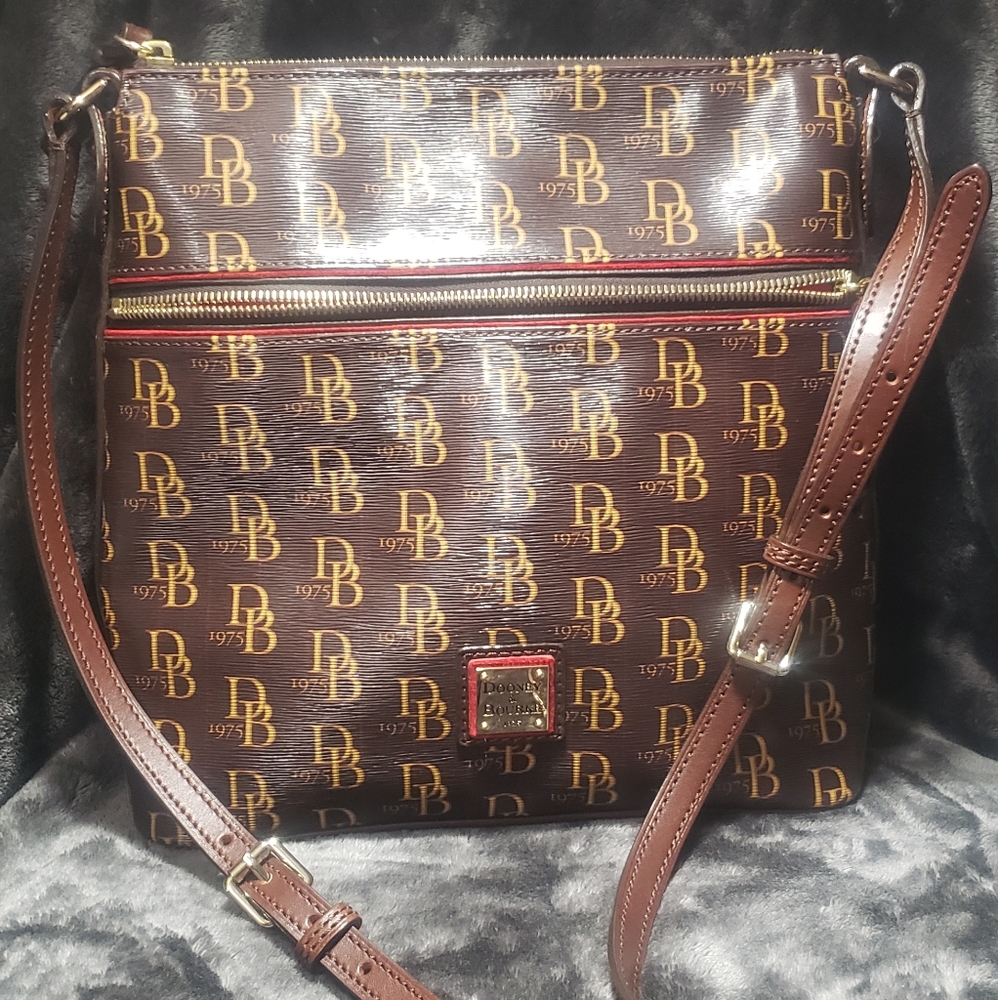 Dooney and bourke crossbody